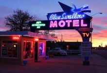 3400129380 KFwIG0sd Blue Swallow Motel